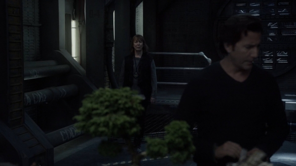 The 100 Season One Episode Seven Contents Under Pressure-256
