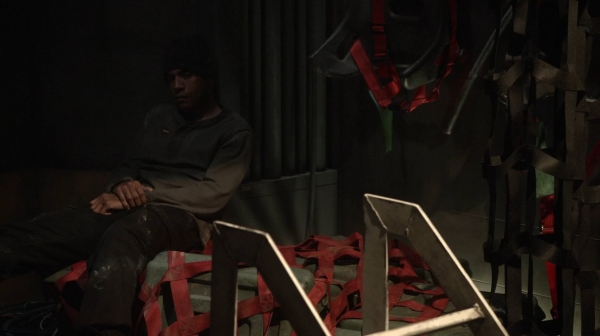 The 100 Season One Episode Seven Contents Under Pressure-154
