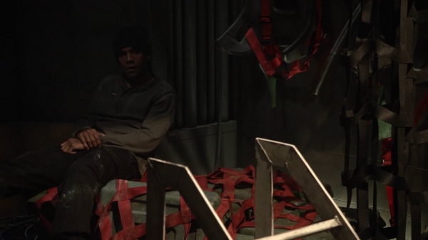 The 100 Season One Episode Seven Contents Under Pressure-153
