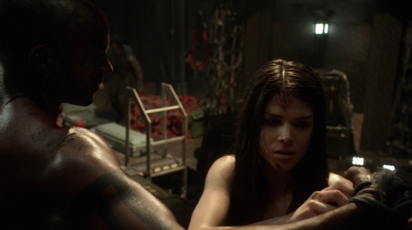 The 100 Season One Episode Seven Contents Under Pressure-152
