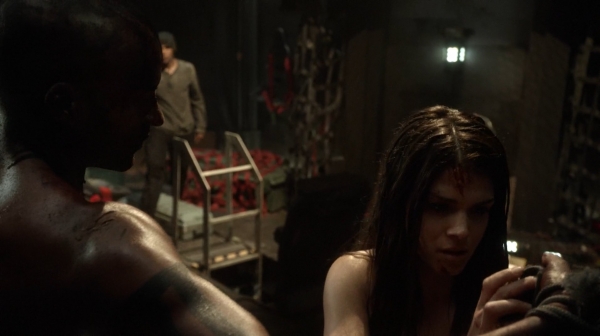 The 100 Season One Episode Seven Contents Under Pressure-151
