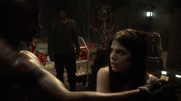 The 100 Season One Episode Seven Contents Under Pressure-145
