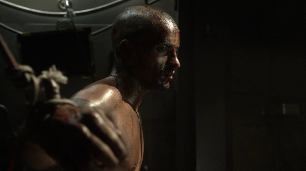 The 100 Season One Episode Seven Contents Under Pressure-137
