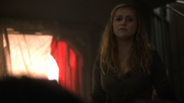The 100 Season One Episode Seven Contents Under Pressure-128
