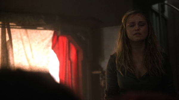 The 100 Season One Episode Seven Contents Under Pressure-127
