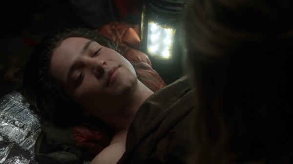 The 100 Season One Episode Seven Contents Under Pressure-121
