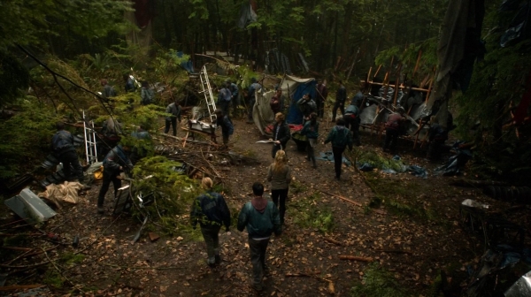 The 100 Season One Episode Seven Contents Under Pressure-77
