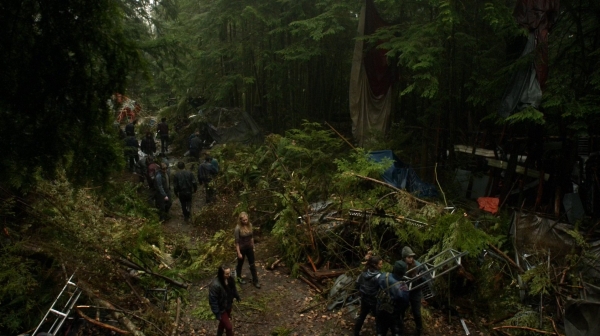 The 100 Season One Episode Seven Contents Under Pressure-44
