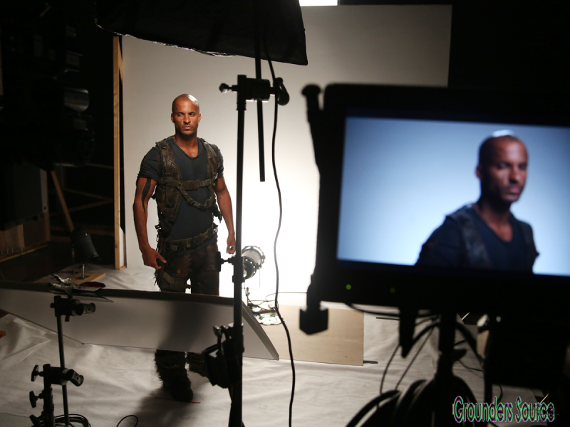 The 100 Behind the Scenes-2
