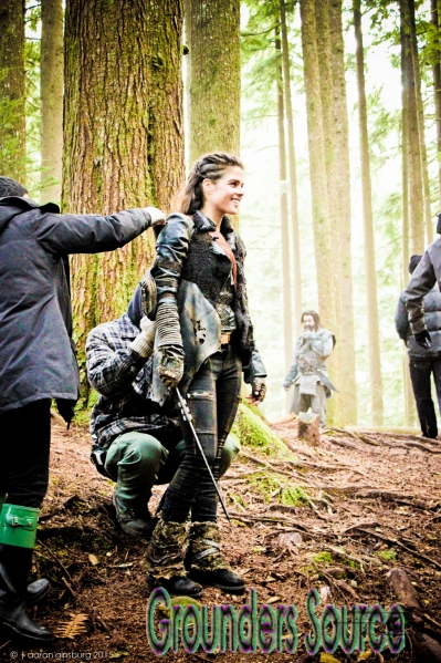 The 100 Behind the Scenes-92

