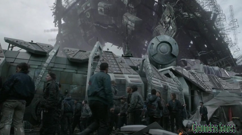 The 100 Arkadia From Wreckage to Salvation iTunes Exclusive-5506
