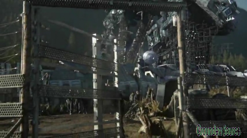 The 100 Arkadia From Wreckage to Salvation iTunes Exclusive-4829
