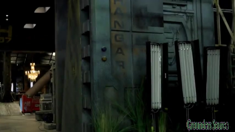 The 100 Arkadia From Wreckage to Salvation iTunes Exclusive-3019
