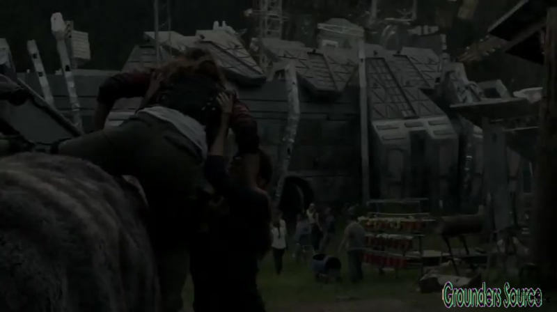The 100 Arkadia From Wreckage to Salvation iTunes Exclusive-2054
