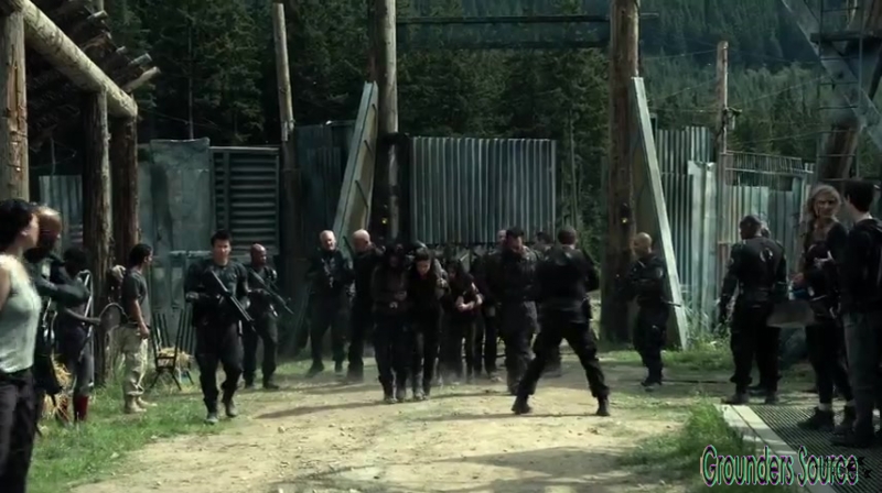 The 100 Arkadia From Wreckage to Salvation iTunes Exclusive-502
