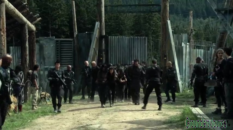 The 100 Arkadia From Wreckage to Salvation iTunes Exclusive-498
