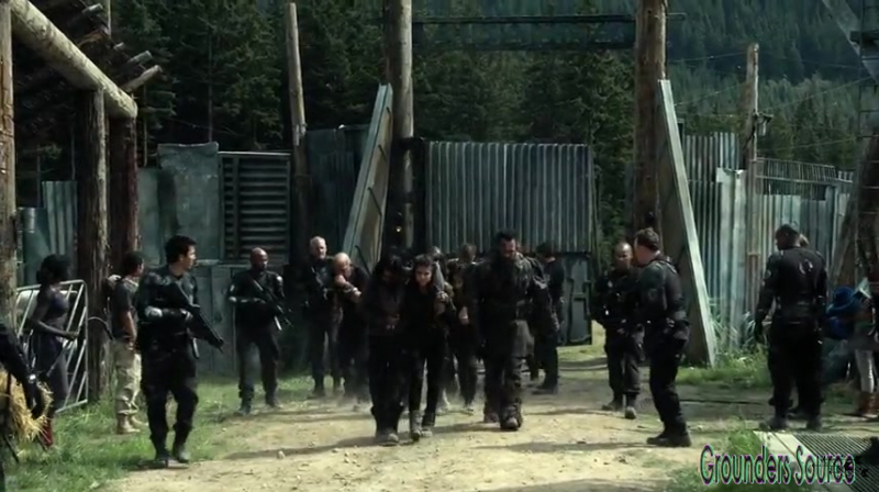 The 100 Arkadia From Wreckage to Salvation iTunes Exclusive-471

