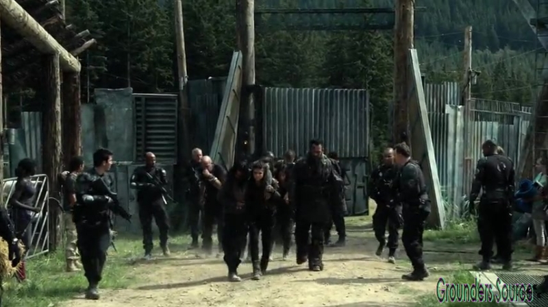The 100 Arkadia From Wreckage to Salvation iTunes Exclusive-466
