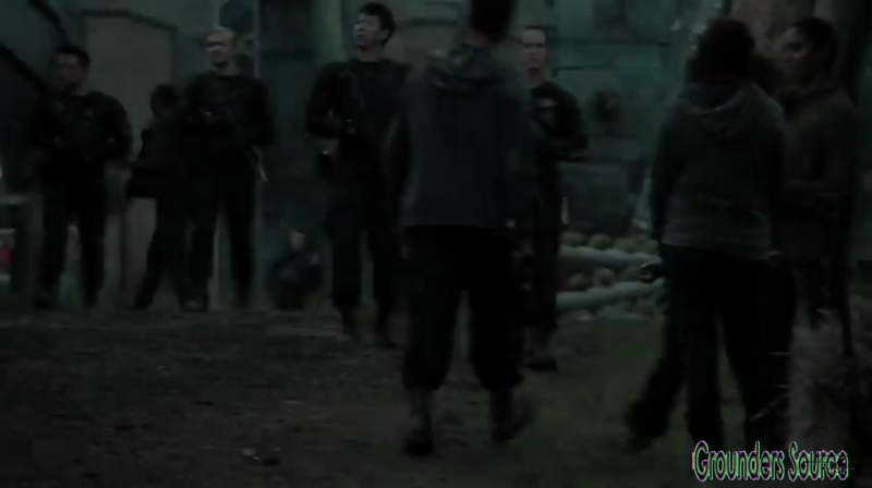 The 100 Arkadia From Wreckage to Salvation iTunes Exclusive-388
