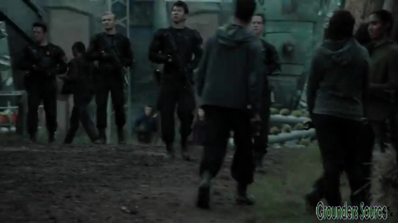 The 100 Arkadia From Wreckage to Salvation iTunes Exclusive-385
