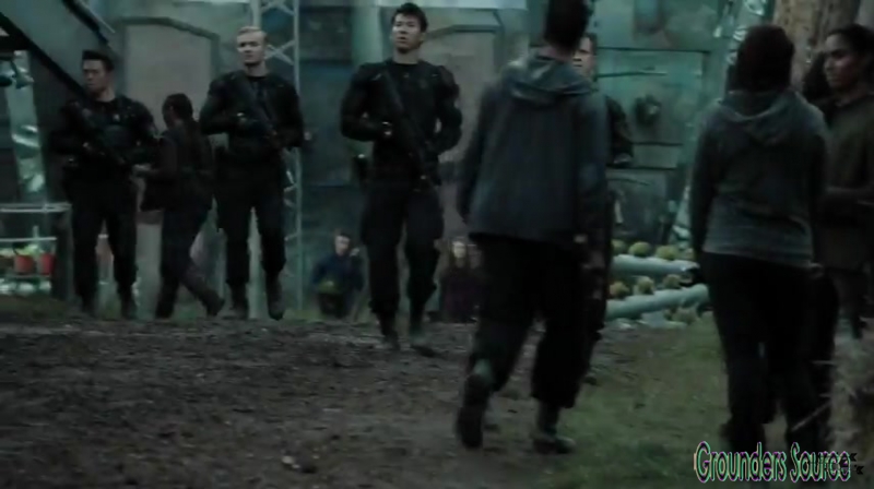 The 100 Arkadia From Wreckage to Salvation iTunes Exclusive-383
