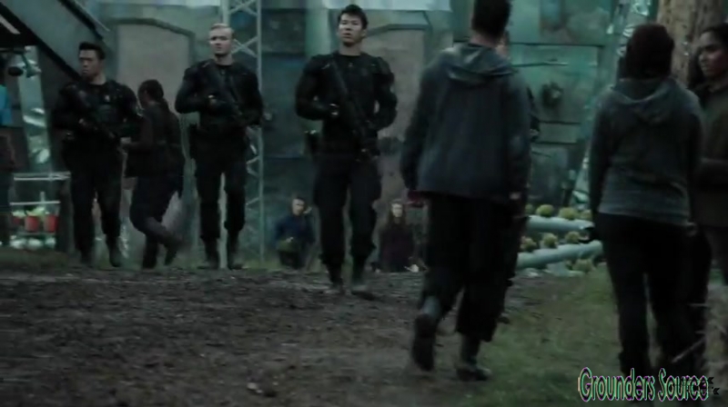 The 100 Arkadia From Wreckage to Salvation iTunes Exclusive-381
