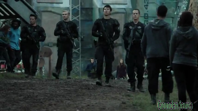 The 100 Arkadia From Wreckage to Salvation iTunes Exclusive-363
