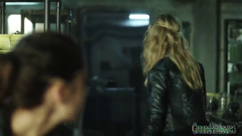 The 100 Gag Reel Captures Season Two DVD Extras-610
