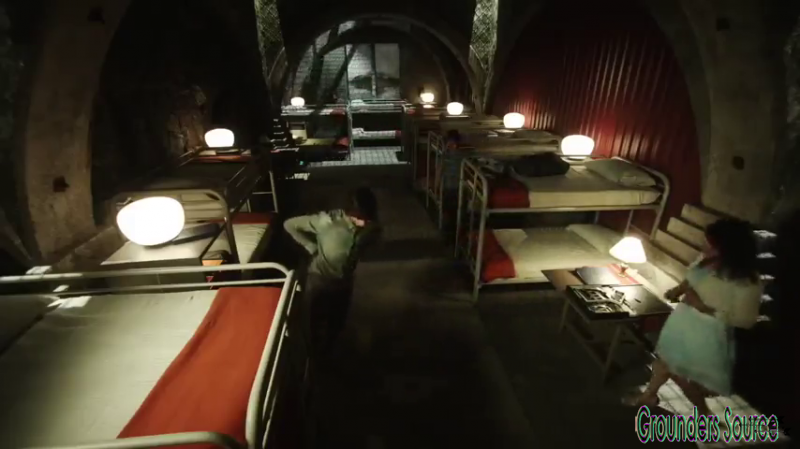 The 100 Gag Reel Captures Season Two DVD Extras-567
