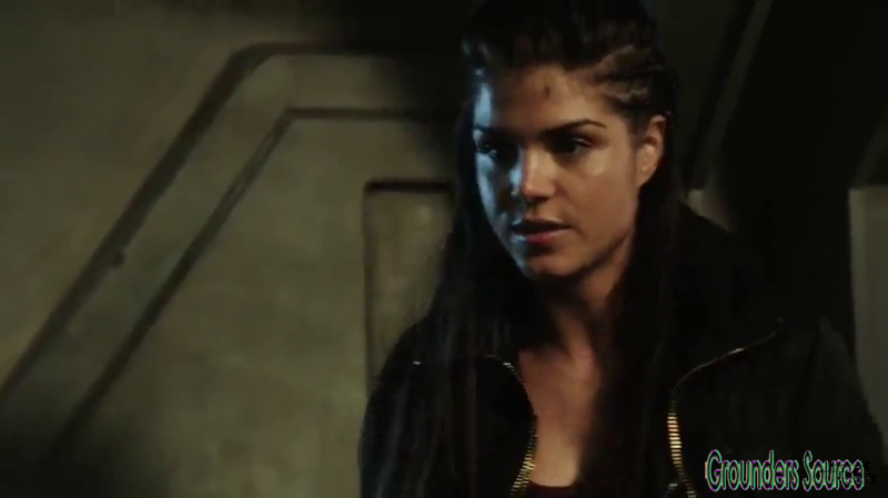 The 100 Gag Reel Captures Season Two DVD Extras-552
