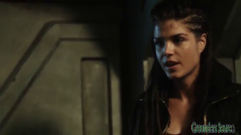 The 100 Gag Reel Captures Season Two DVD Extras-549
