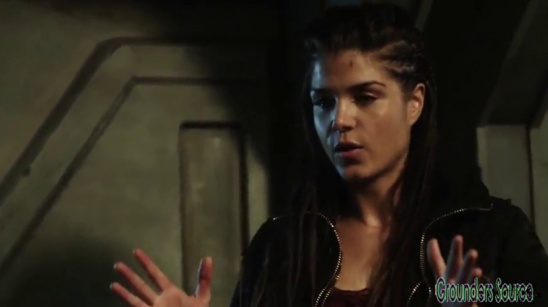 The 100 Gag Reel Captures Season Two DVD Extras-545
