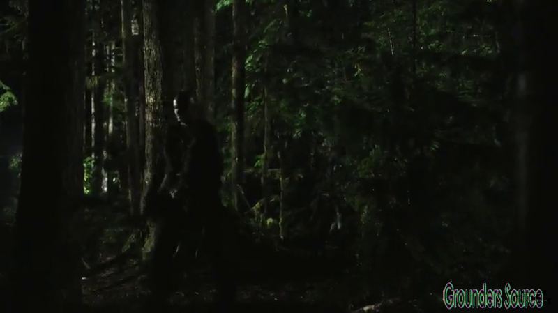 The 100 Gag Reel Captures Season Two DVD Extras-539
