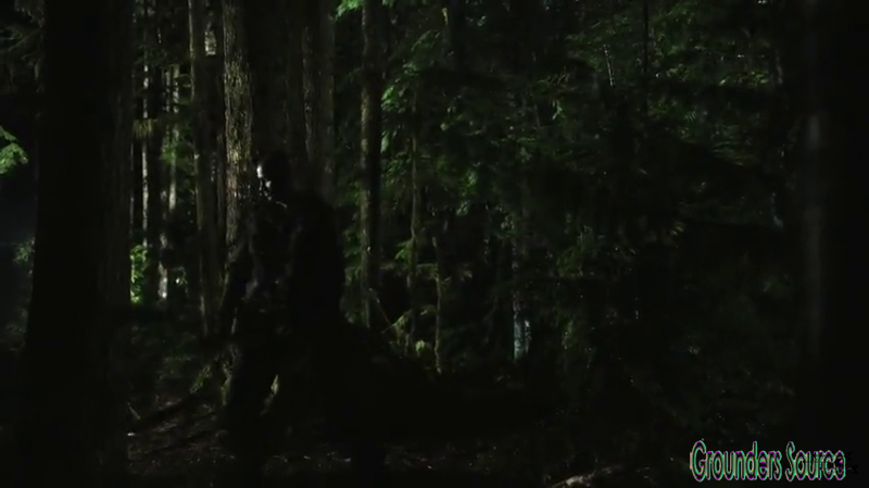 The 100 Gag Reel Captures Season Two DVD Extras-536
