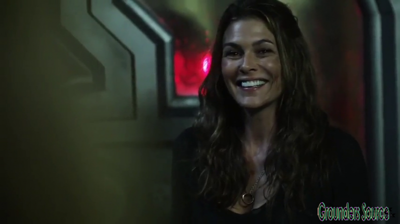 The 100 Gag Reel Captures Season Two DVD Extras-487
