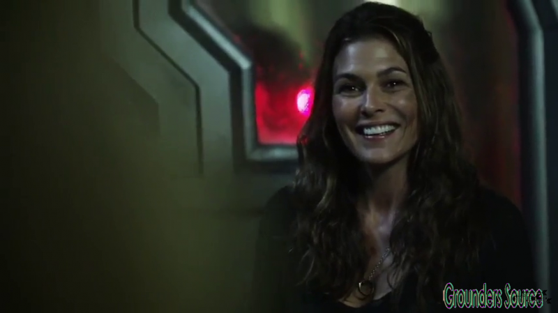 The 100 Gag Reel Captures Season Two DVD Extras-486

