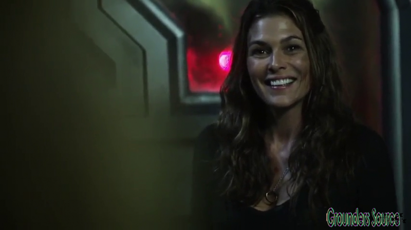 The 100 Gag Reel Captures Season Two DVD Extras-485
