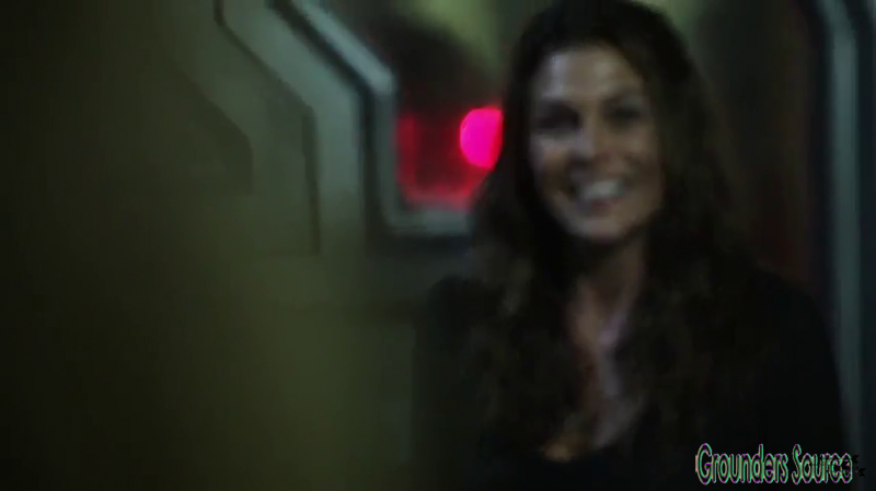 The 100 Gag Reel Captures Season Two DVD Extras-484
