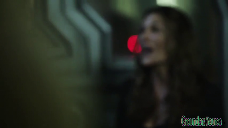 The 100 Gag Reel Captures Season Two DVD Extras-482
