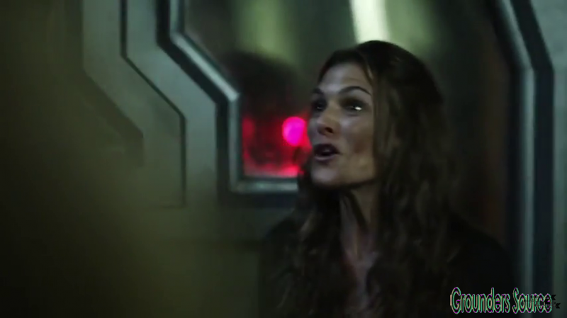 The 100 Gag Reel Captures Season Two DVD Extras-481
