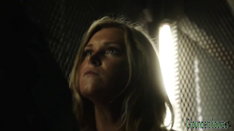 The 100 Gag Reel Captures Season Two DVD Extras-475
