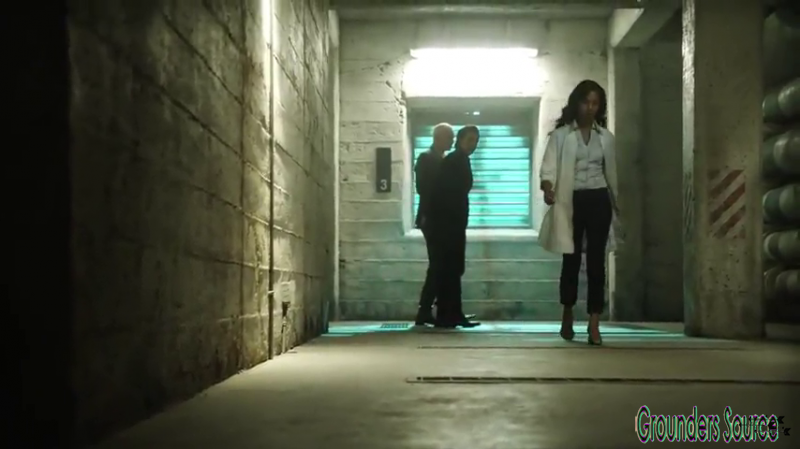 The 100 Gag Reel Captures Season Two DVD Extras-443
