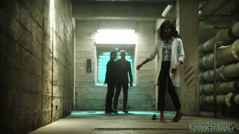 The 100 Gag Reel Captures Season Two DVD Extras-438
