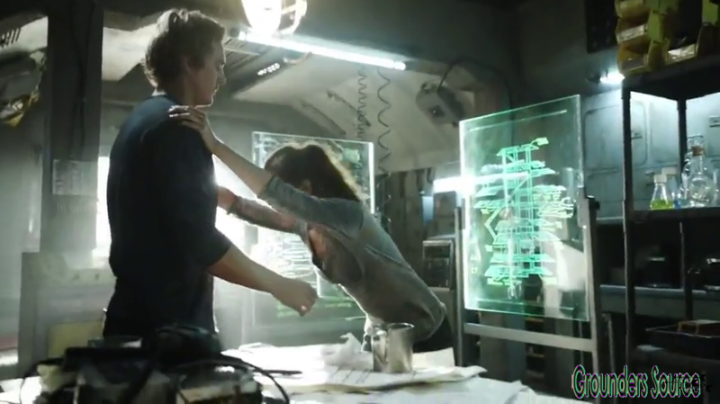 The 100 Gag Reel Captures Season Two DVD Extras-431
