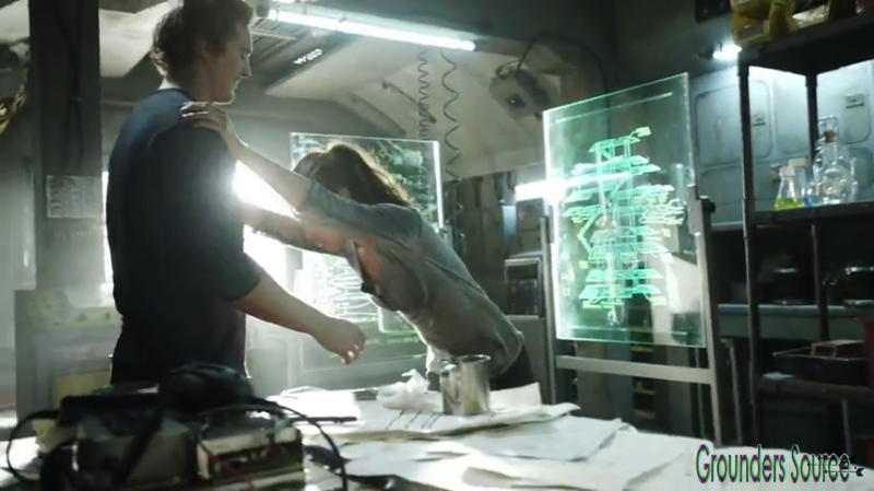 The 100 Gag Reel Captures Season Two DVD Extras-430
