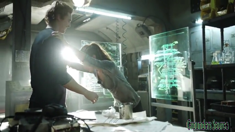 The 100 Gag Reel Captures Season Two DVD Extras-429
