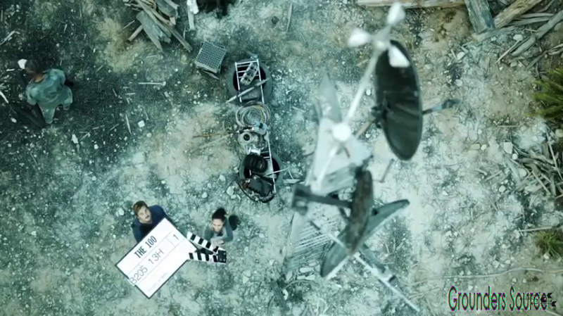 The 100 Gag Reel Captures Season Two DVD Extras-420
