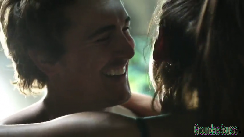 The 100 Gag Reel Captures Season Two DVD Extras-348
