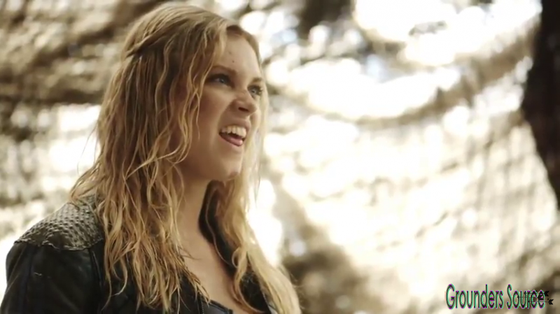 The 100 Gag Reel Captures Season Two DVD Extras-341
