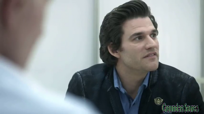 The 100 Gag Reel Captures Season Two DVD Extras-329

